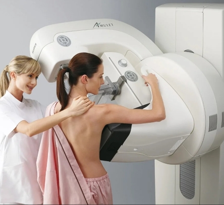 ¿Qué puede detectar una mamografía digital?